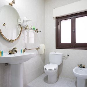 Habitación Económica con 2 Camas Individuales